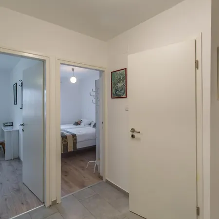 App Letta Sunset Apartman Póla