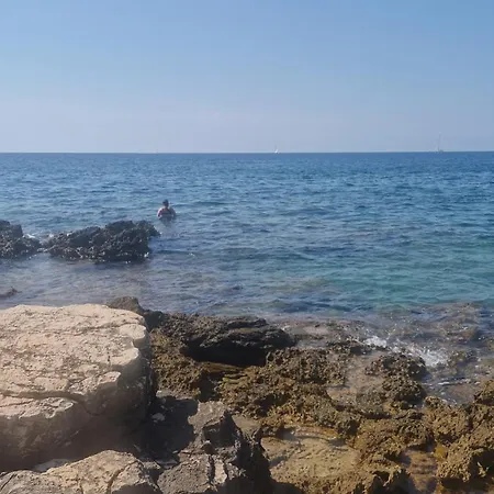 App Letta Sunset アパート プーラ