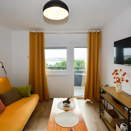 App Letta Sunset アパート プーラ